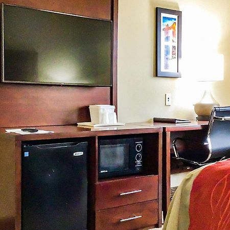 Comfort Inn And Suites Yuma I-8 Bagian luar foto