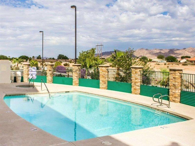 Comfort Inn And Suites Yuma I-8 Bagian luar foto