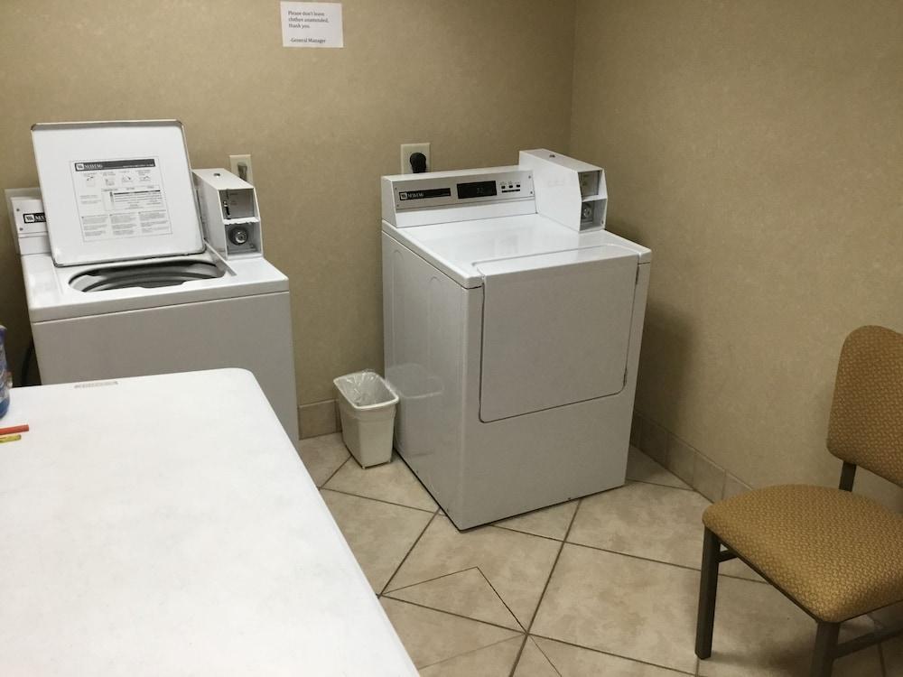 Comfort Inn And Suites Yuma I-8 Bagian luar foto