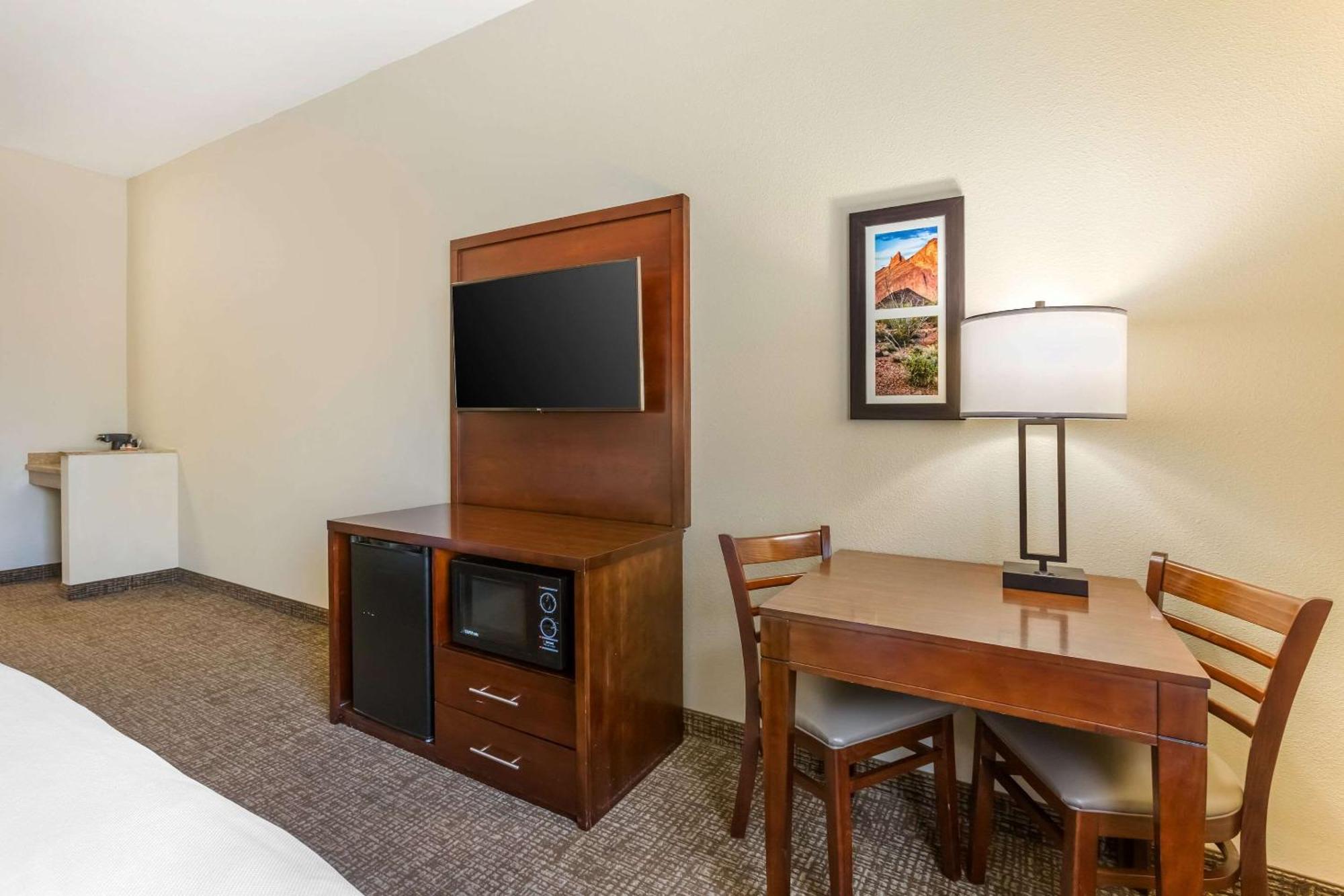 Comfort Inn And Suites Yuma I-8 Bagian luar foto