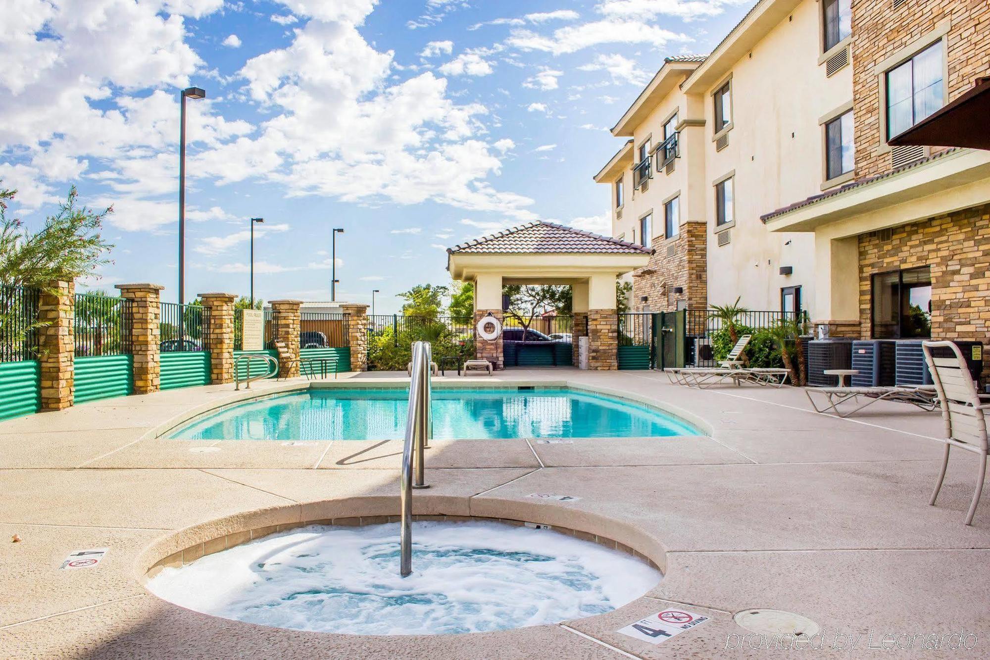 Comfort Inn And Suites Yuma I-8 Bagian luar foto